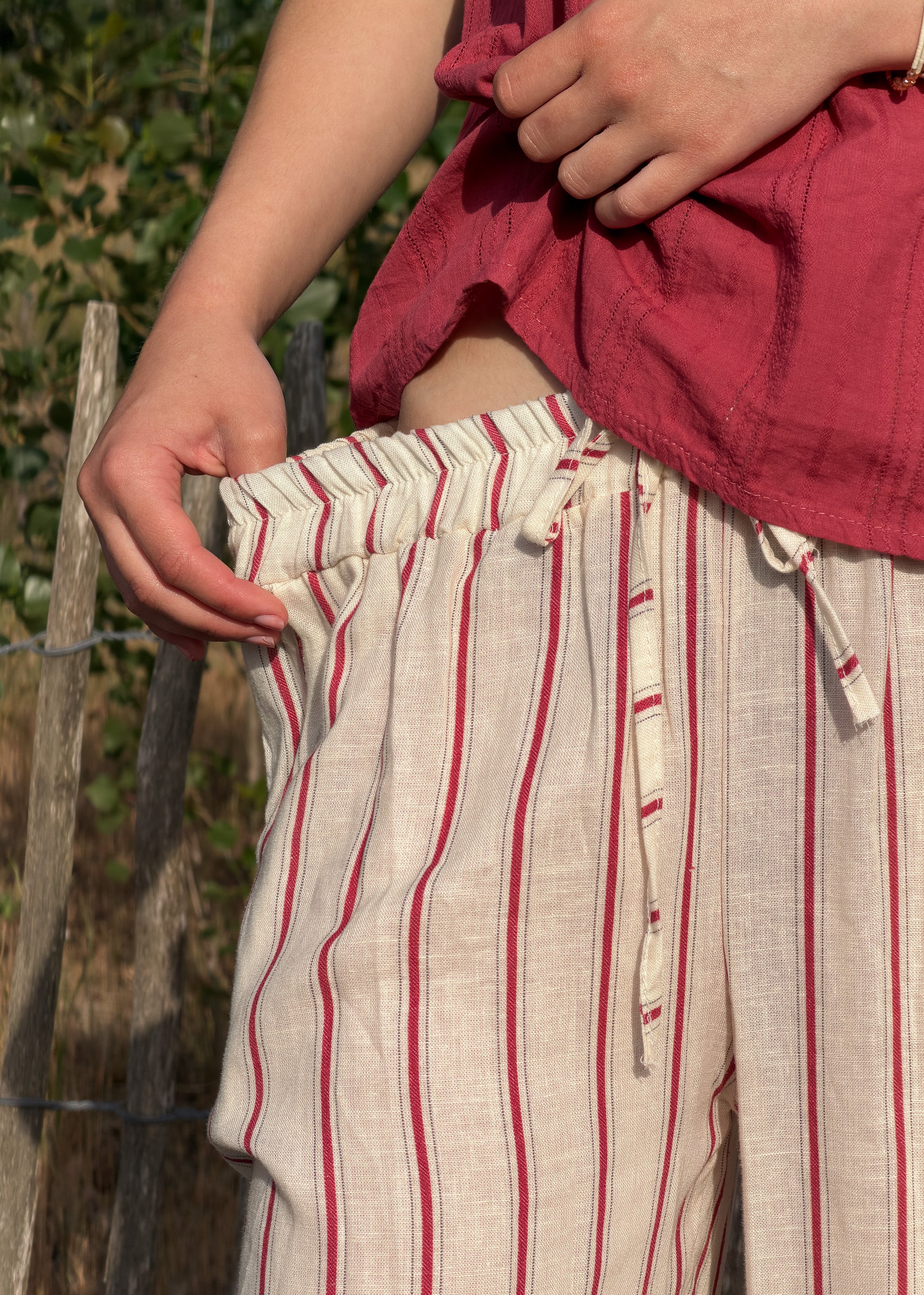 PANTS0001-ROU -- Couleur : Rouge