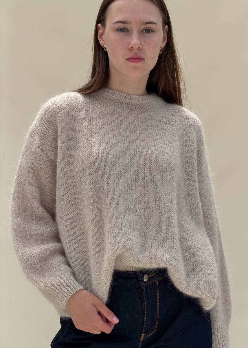Pull Aimée femme en mohair beige à manches longues, encolure ronde, maille duveteuse, Dune & Coton — Couleur: Beige